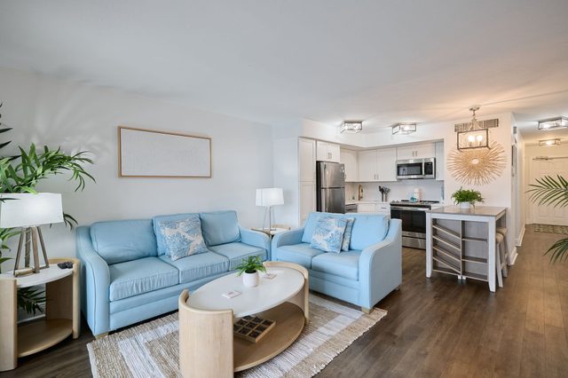 Bayside Villa 4116 | Newly Renovated Marina View Residence | Walk to the Beach