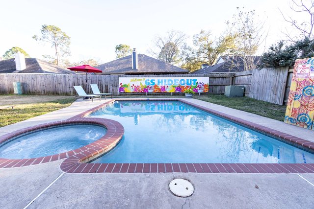 6S Hideout Houston — Houston, TX