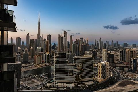 Luxurious 3Br Apt in Nobles Tower, Full Burj View — Dubai, Dubai