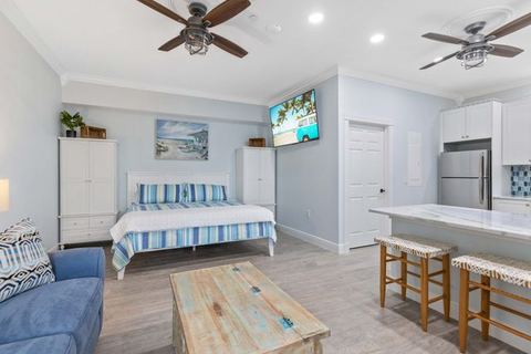 Cozy Condo ADA Accessible — Sebastian, FL