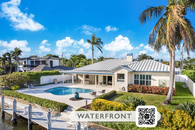 Villa Sunset - Elegant Waterfront 4Bdr w/ Heated Pool | Sleeps 10