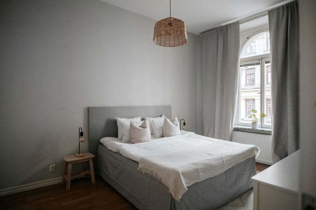 Stylish apartment with stunning windows at Kungsholmen
