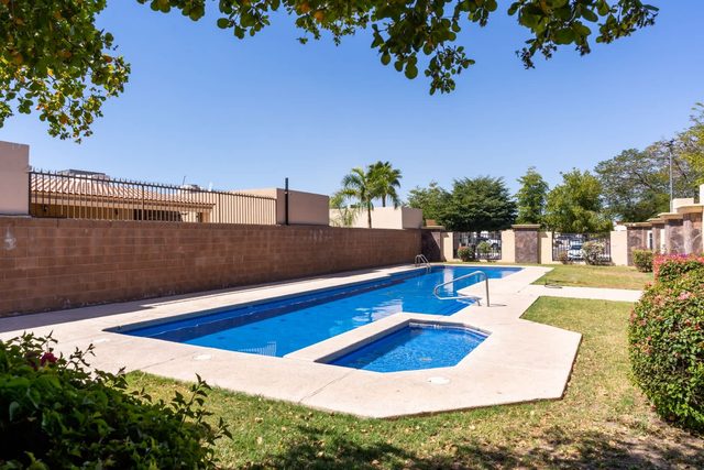 Modern House in Hermosillo, 3 Bedrooms