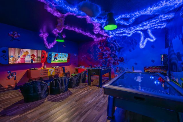 Immersive Activities, Arcade, Theatre Sleeps 24 — Champions Gate, FL