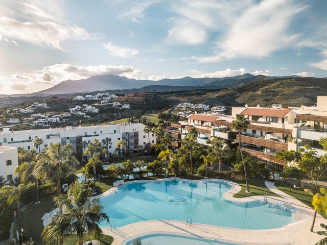 Hoyo 2 | Panoramic Sea Views Golf Resort