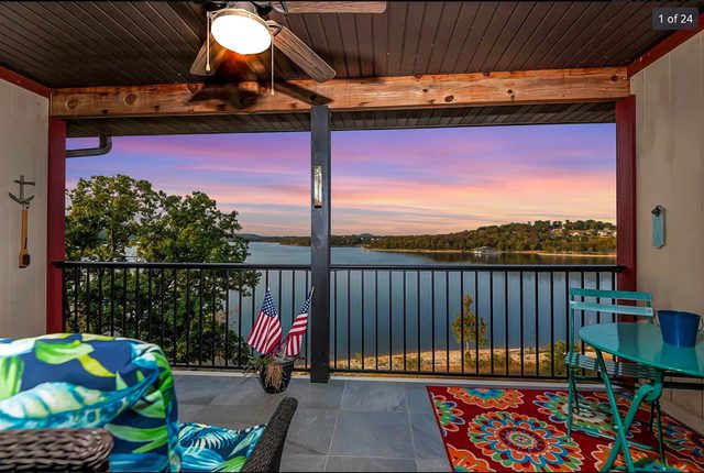 371 Stunning Lakeview, close to SDC, Welcome Home