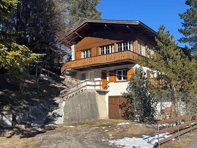 Alpine Chalet Steps to Gondola & Trails — Adelboden, Bern