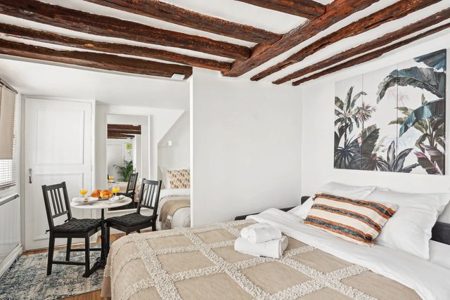 Chic Studio for 4 Le Marais Charm