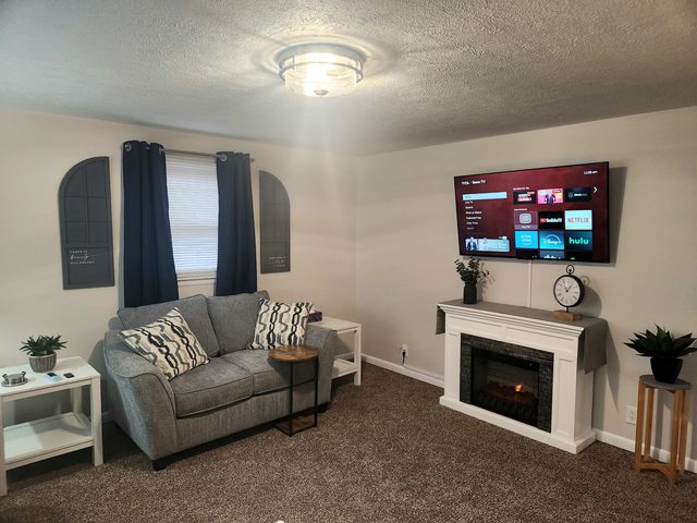 Modern and Cozy Space Near Columbus Attractions