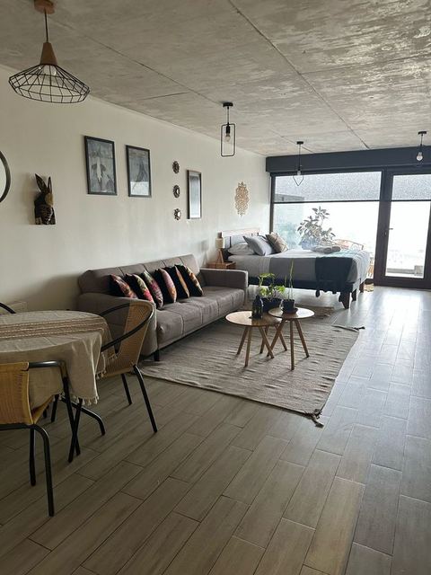 HOM Studio with sea view, balcony and washer