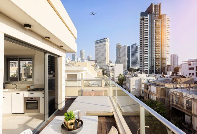 The Carmel Living - Luxury Duplex Penthouse By LOCALZ