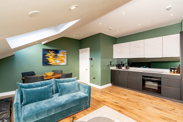 Dewar Suite - 1 Bed Luxury Apartment — Edinburgh, Scotland