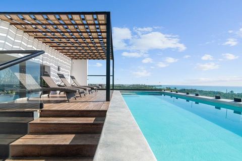 Caribbean View Studio - Rooftop Pool near 5th Ave