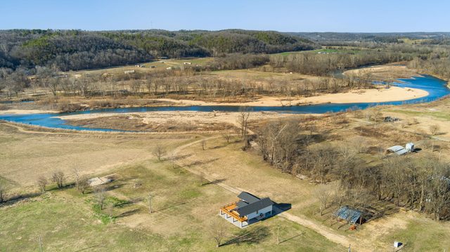 Elk View-Access Elk River-Rural Acreage-Huge Patio — Noel, MO