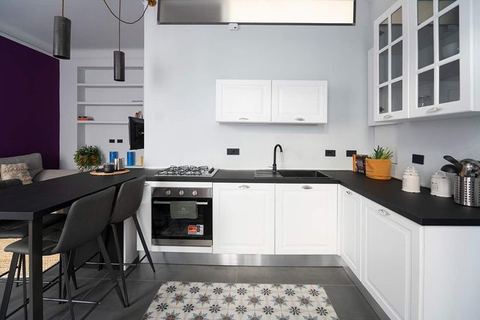Charming Modern Apartment near Argonne