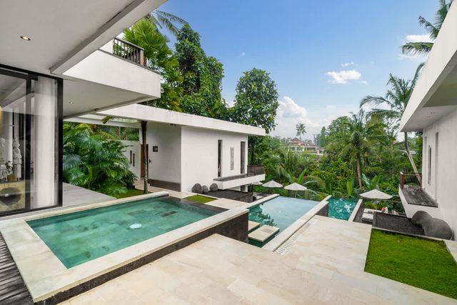 Villa Figaro : 6BR w/ Pool and Jungle View in Ubud
