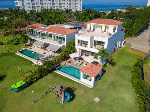 The Vallarta Estate · Beachfront 14BR Luxe Villa — Puerto Vallarta, Jalisco