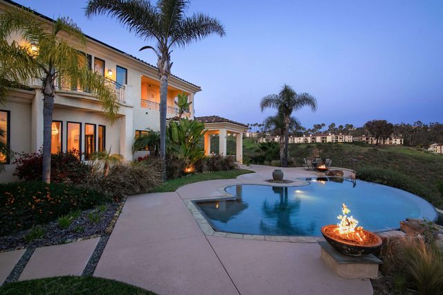 7BR Carlsbad Estate with Pool, Firepit & Views