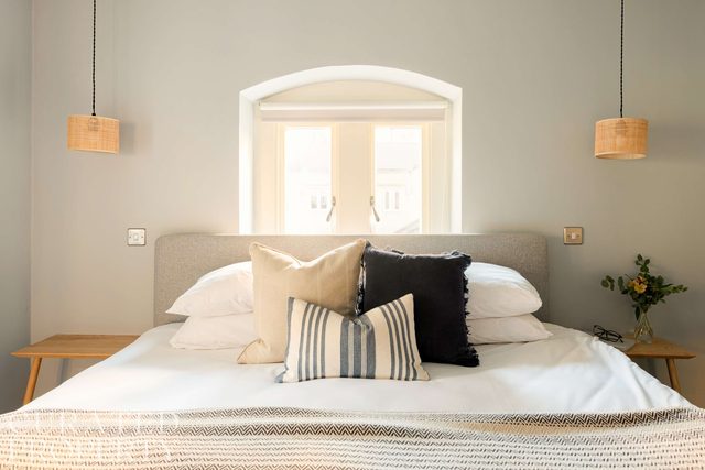 Bright Super King Suite · Heart of Bath — Bath, England