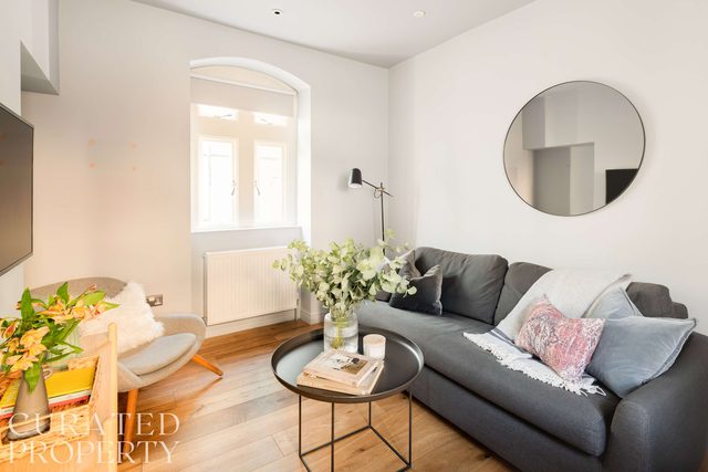 Split-Level Deluxe Suite · Sleeps 4 in Bath — Bath, England
