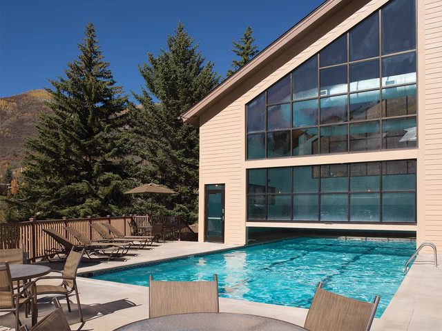 Marriott's StreamSide - Douglas 2BR Apartment with Resort Access