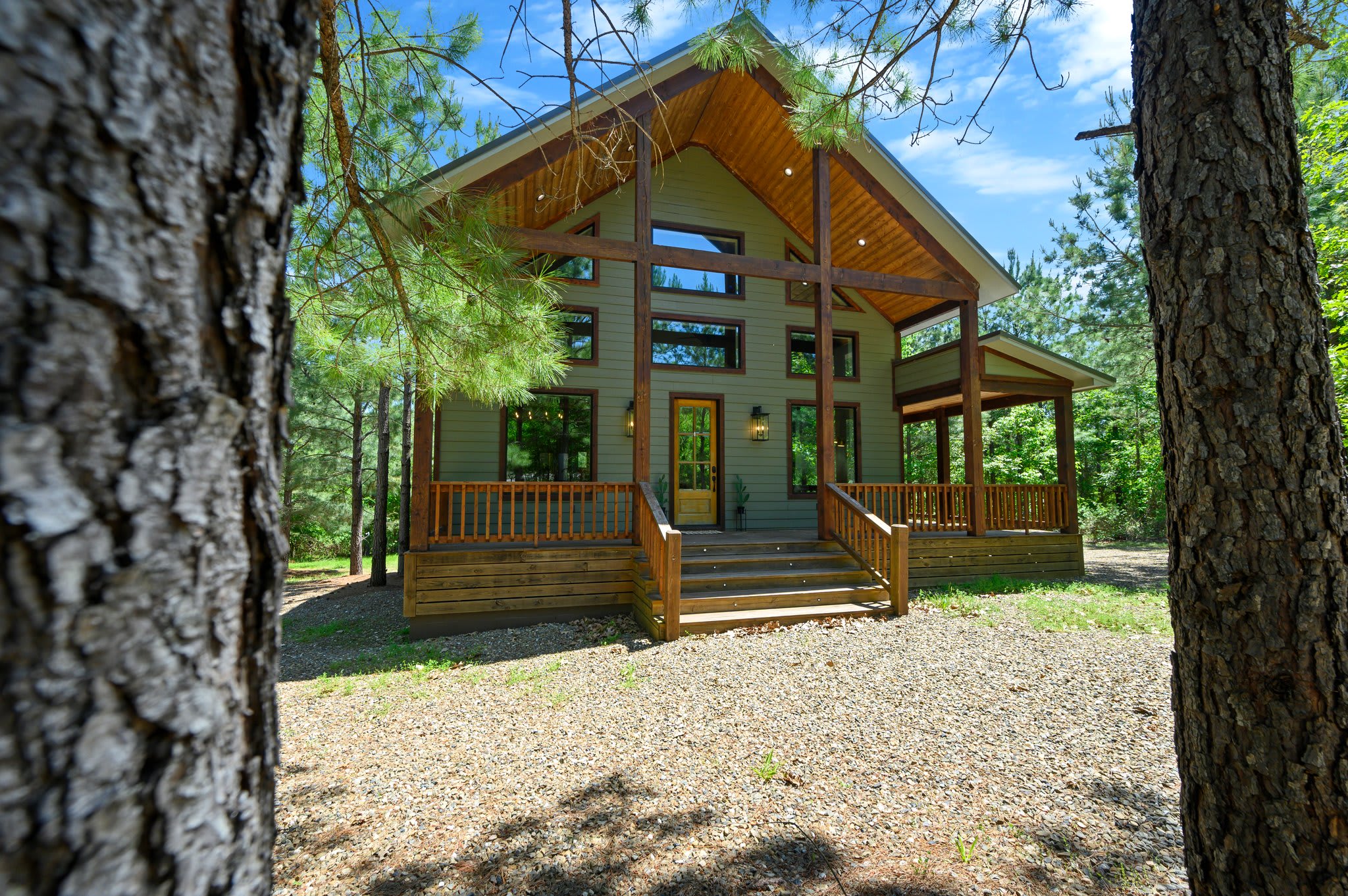 Once Upon a Pine - couples, family, secluded, great location