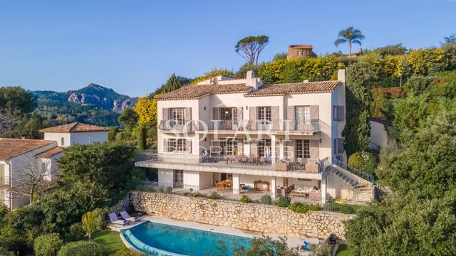 Provençal villa with pool in Mandelieu-la-Napoule