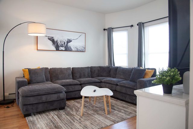 Geneva Retreat: Hot Tub, Game Rooms, Near Lake