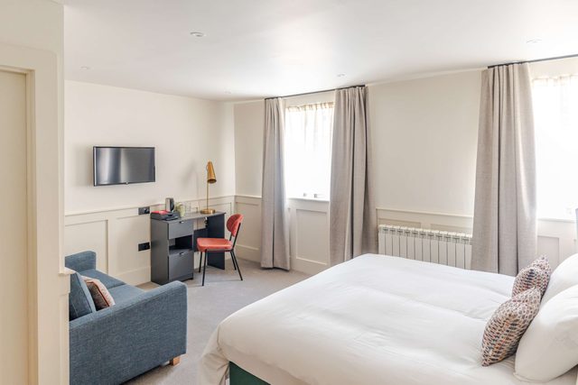 Grove House Hotel Classic Family Room
