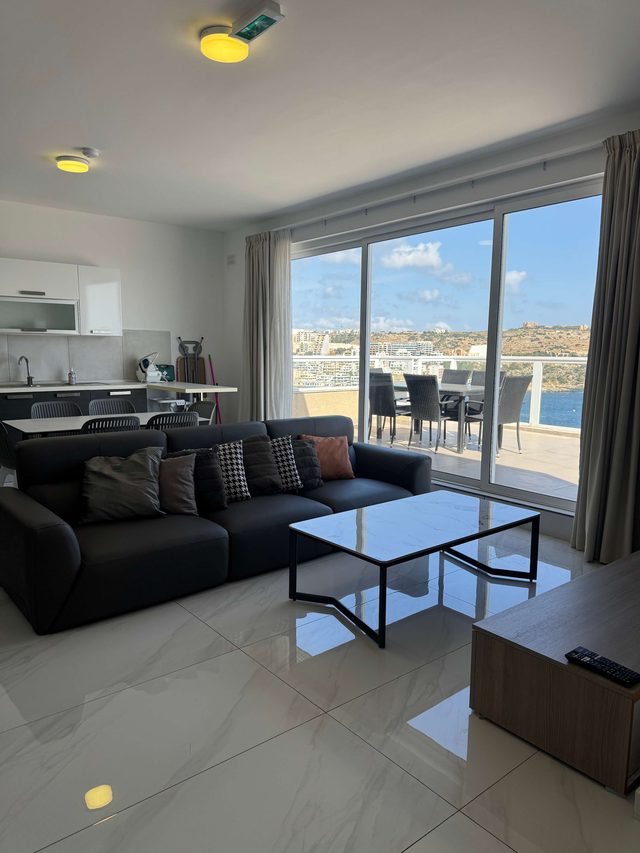 Panoramic Seaview Penthouse – by HostMT — San Pawl il-Baħar, Saint Paul’s Bay