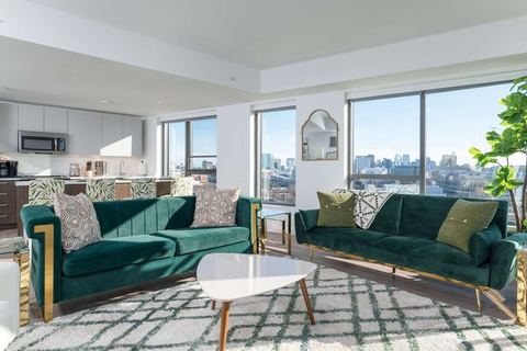 Central Square 2BR Penthouse near MIT & Harvard to Balance Life, Work Play Sleep 7! — Cambridge, MA