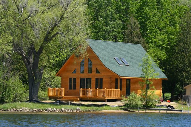 CENTRAL LAKE CABANAS #6 — Central Lake, MI