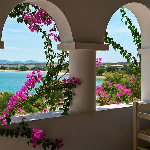 Beachfront Bocamviglies Room - Naoussa Bespoke Gem