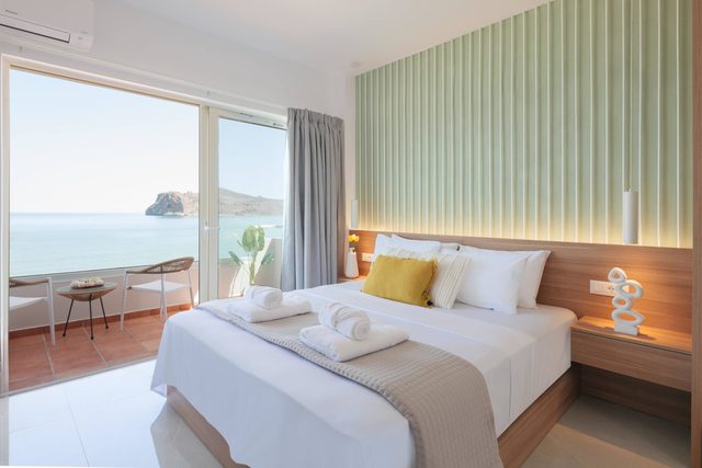 Stavros Beachfront Thalassa Suite