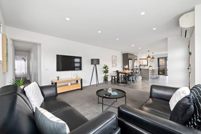 Mawson’s Villa • 10min CBD & Airport