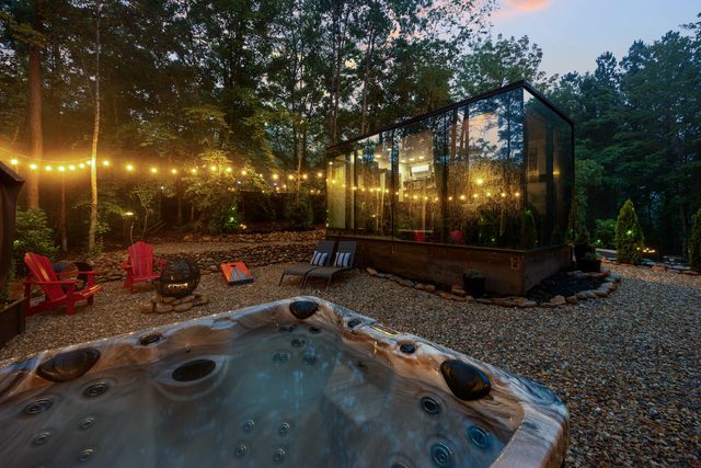 Villa Sol-Mirror Cabin-Private-Hot Tub-FirePit-Luxury — Sevierville, TN
