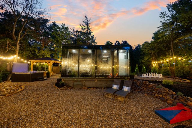 Villa Luna-Mirror Cabin-Luxury-Hot Tub-FirePit-Secluded