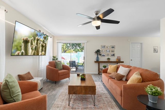 Button Bungalow, Spring Fun & Golfing, Hot Tub,BBQ