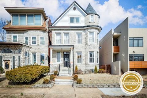 Stylish Getaway in St Louis ABODEbucks — St. Louis, MO
