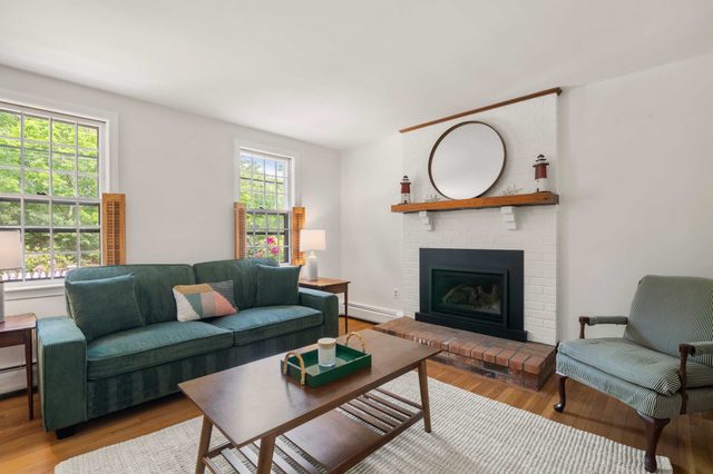 Near Bike Path, 4 Min Drive To Nauset Light Beach!