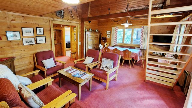 La Sapinière: Traditional Swiss-Style Chalet — Saas-Fee, Valais