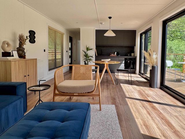 Off-Grid Eco-Retreat in Market Drayton — Shropshire, England