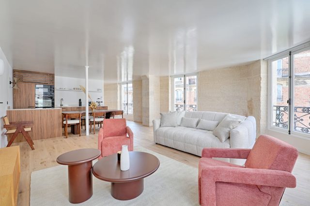Louvre & Seine Luxury new 3BR Full AC By Melvane