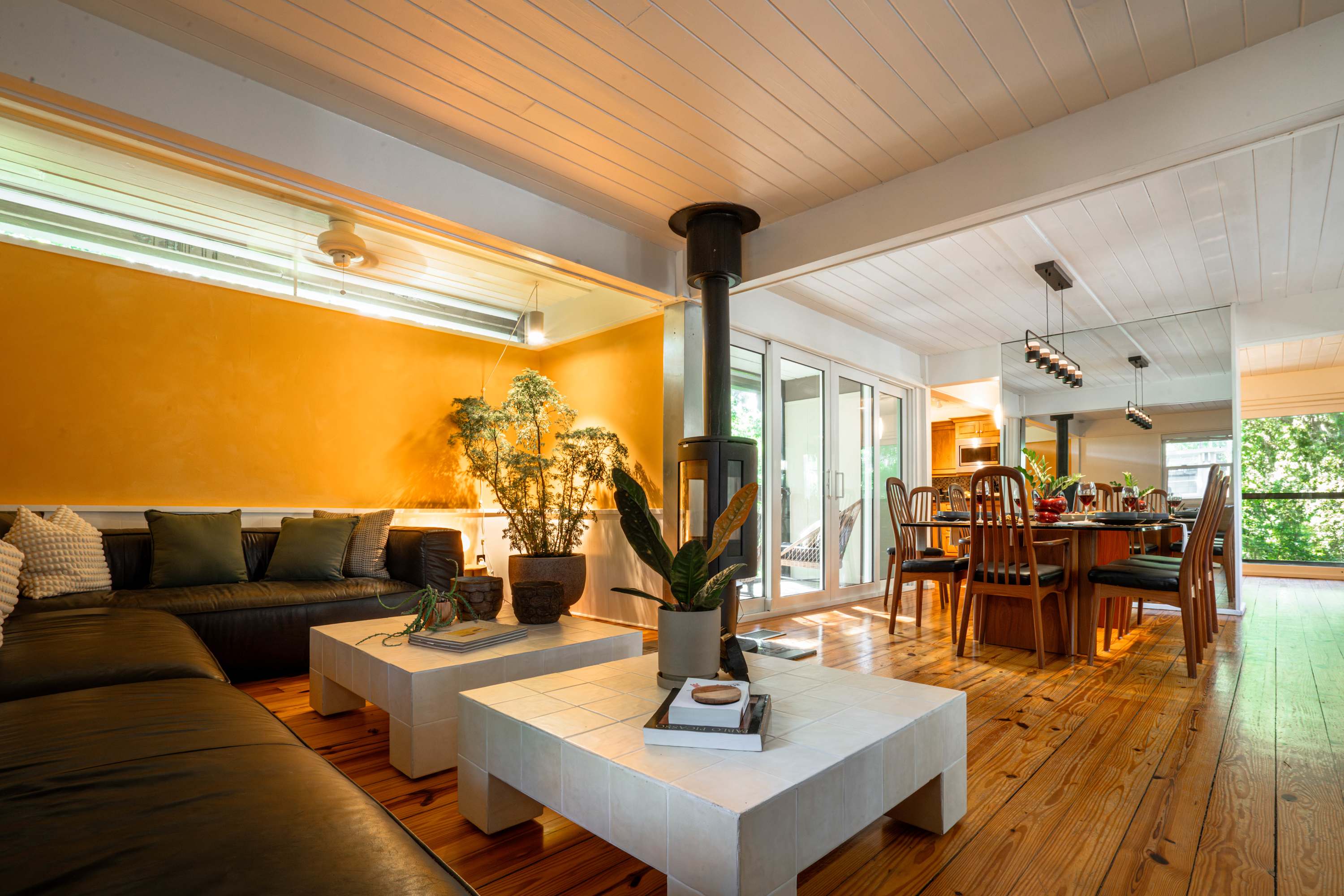 TreeTops | Architectural Gem • Hot Tub • 2 Kitchns