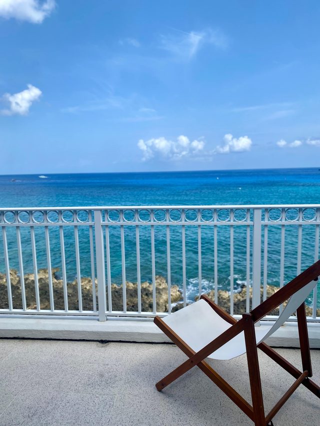 The Residence #3 | Oceanfront Condo in George Town
