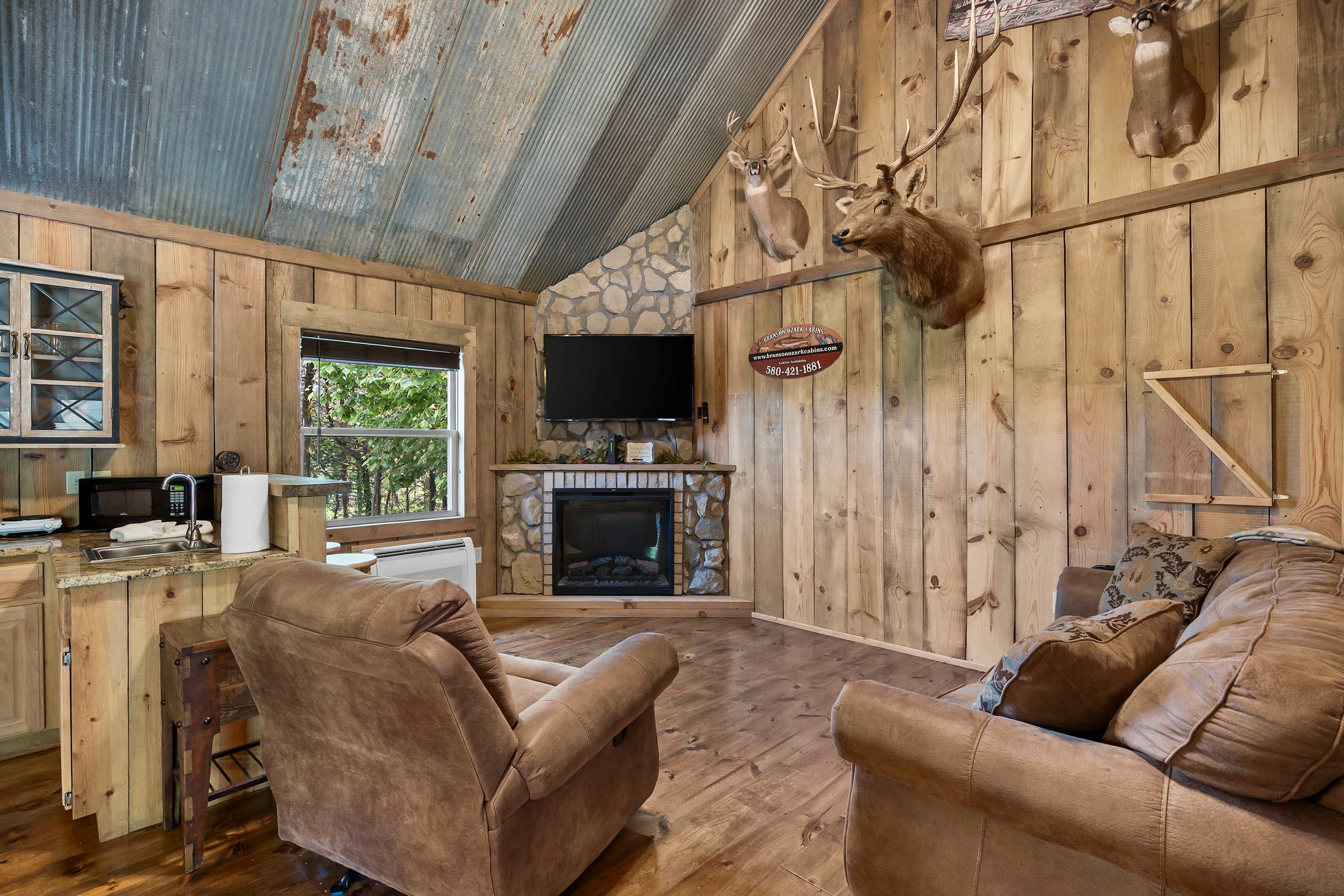 Antlers Point – Cabin for 4