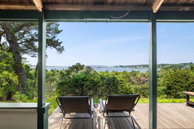 Stunning Water Views Sleeps 14!