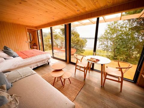 Cabin for 2 with hot tub · Lake Puyehue