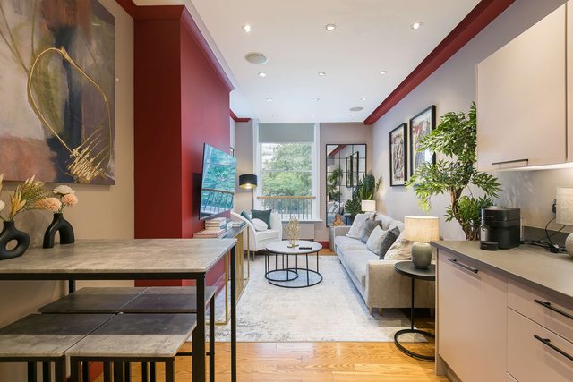 Design 1-Bed Close to Covent Garden · Sleeps 4