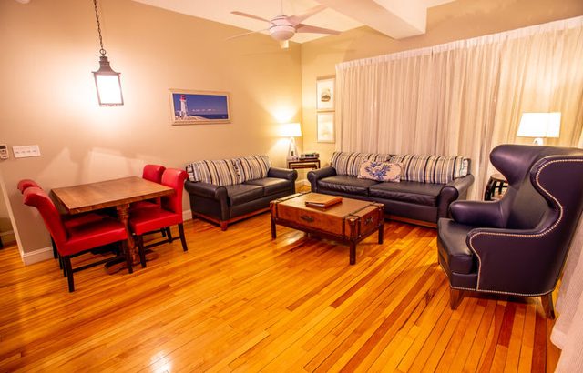 84 Main - 1 Bedroom Suite